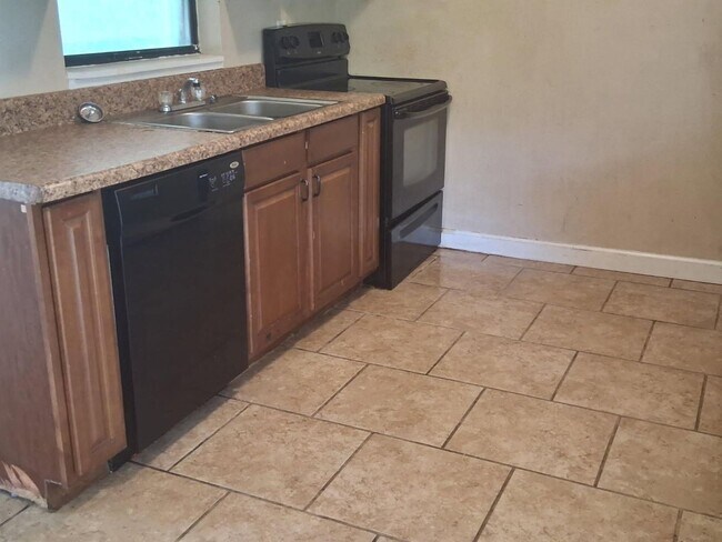 Foto del edificio - Central Lakeland Rental