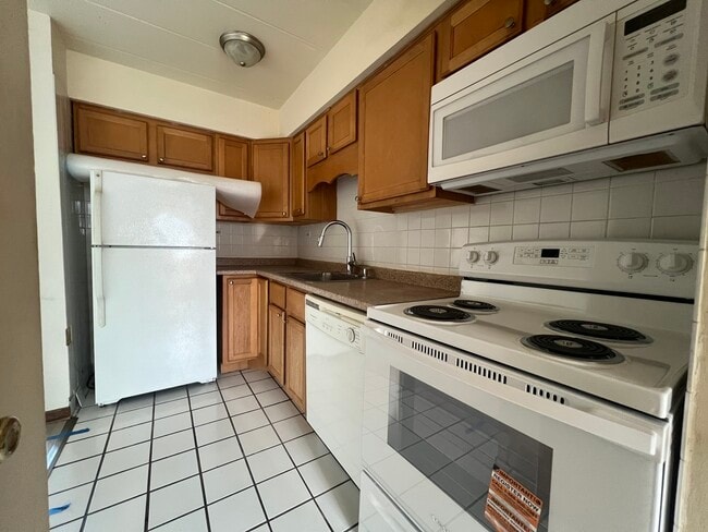 Building Photo - 7740 Harvard St