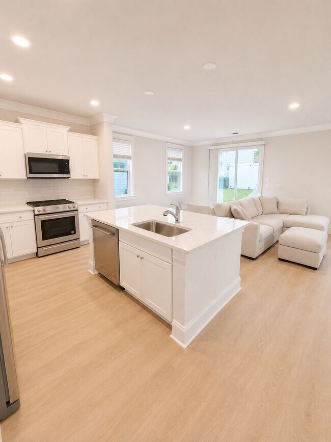 Foto del edificio - 114 Midmills Ln