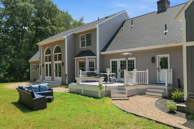 Building Photo - 30 Anne Rd