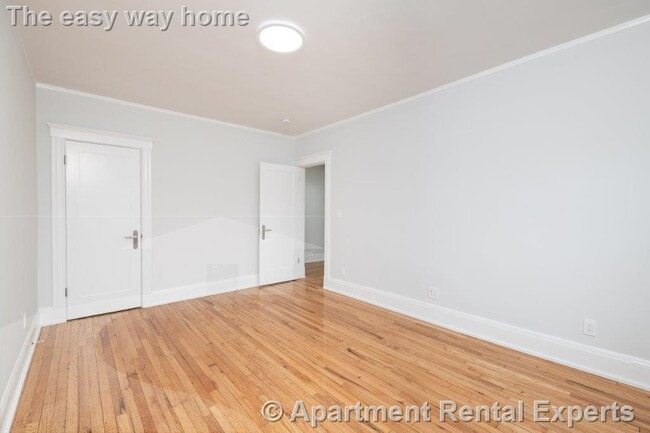 Building Photo - 123 Highland Ave