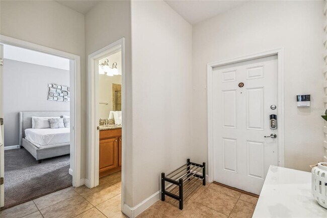 Building Photo - 8841 Candy Palm Rd