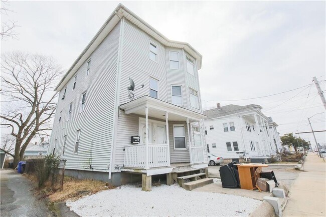 Building Photo - 1375 Newport Ave