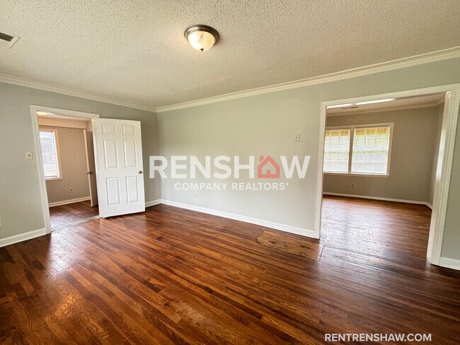 Foto del edificio - 3149 Corner St