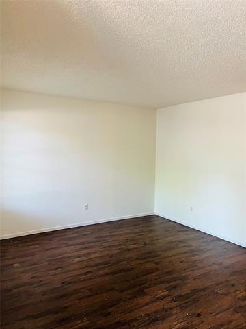 Building Photo - 708 Cooper N Ct