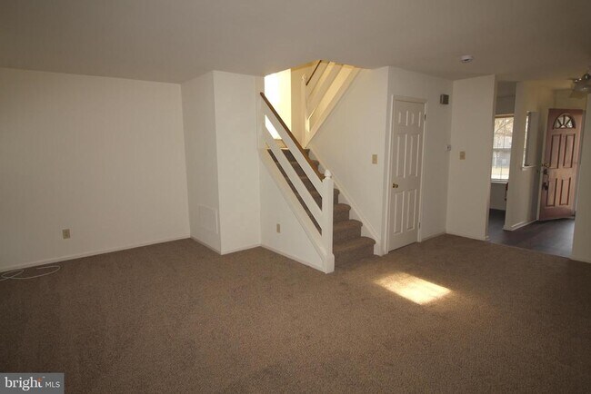 Foto del edificio - 2437 Norrington Dr