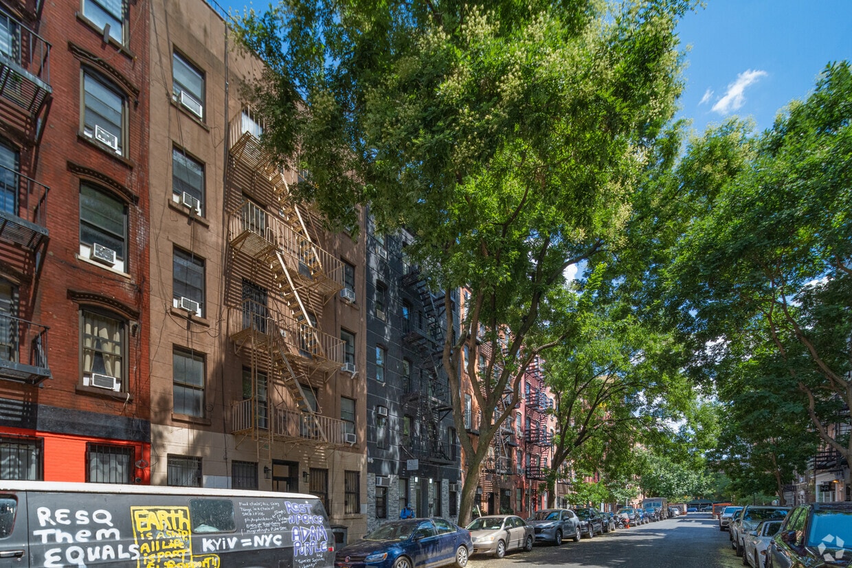 519 E Fifth St New York, NY 10009-6711 - 519 E Fifth St