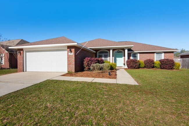 Foto del edificio - Splash in with a4/2 pool home in Holly-Cli...