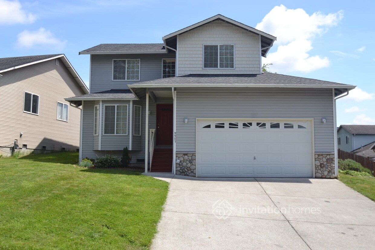 Foto principal - 9905 65th Dr NE