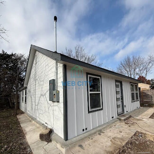 Photo - 12908 Windfall Cir House