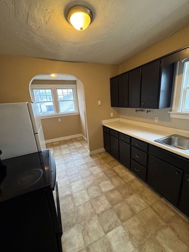 Building Photo - 4022 Weisser Park Ave