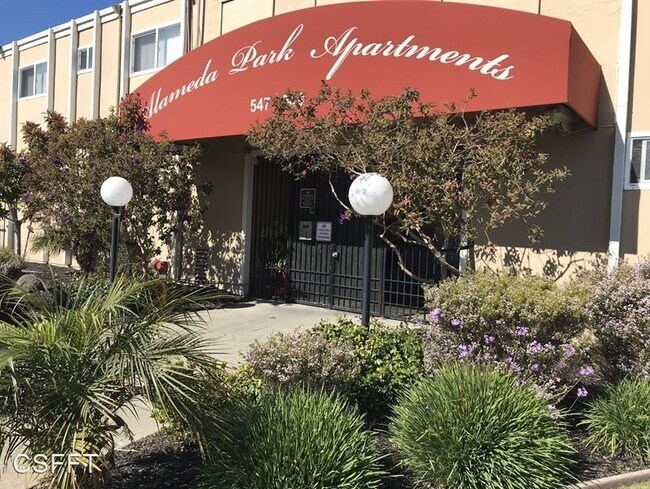 Building Photo - 547-549-549 Buena Vista Ave