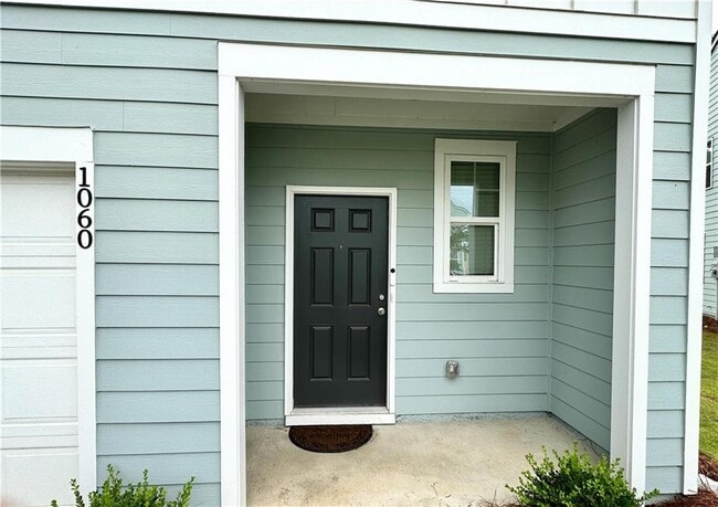 Building Photo - 1060 Paddington Dr