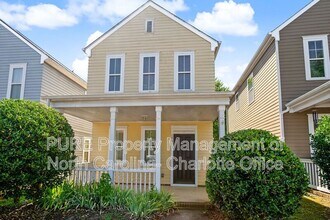 Building Photo - 15959 Rose Glenn Ln