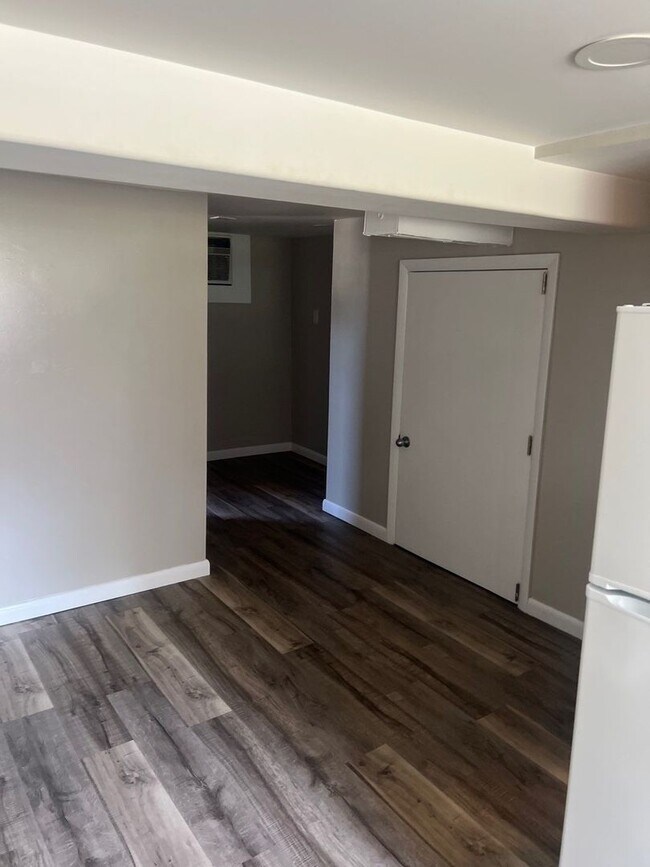 Building Photo - 3329 Michigan St