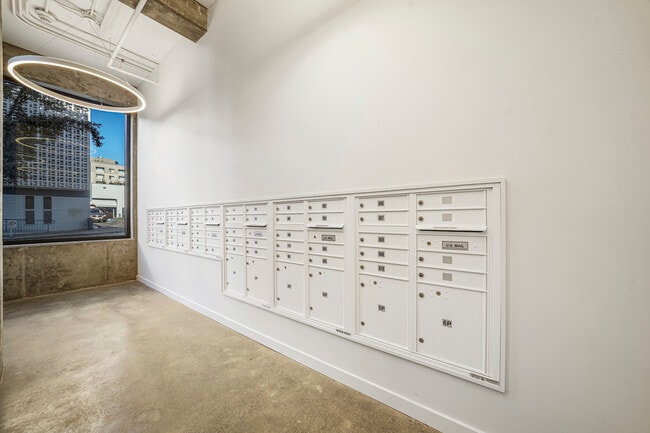 Building Photo - URSA Berkeley