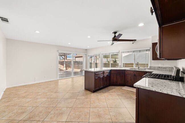 Foto del edificio - Chino 3 Bedroom 2 bath home