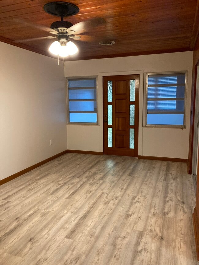 Building Photo - 5312 16th St W