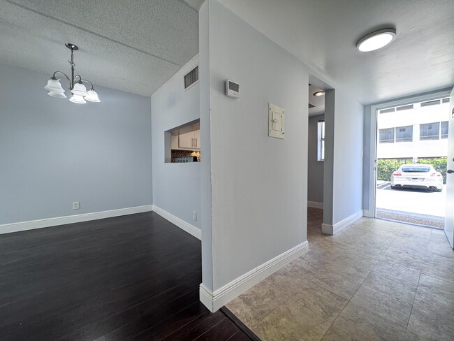 Building Photo - 4500 N Flagler Dr