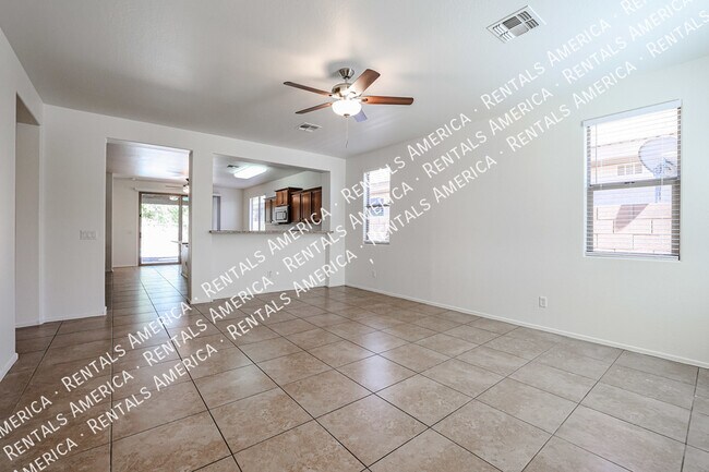 Foto del edificio - 6946 W Harwell Rd