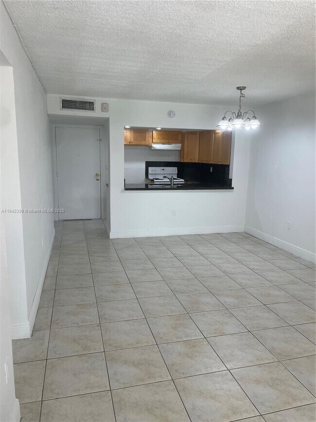Foto del edificio - 10500 SW 108th Ave