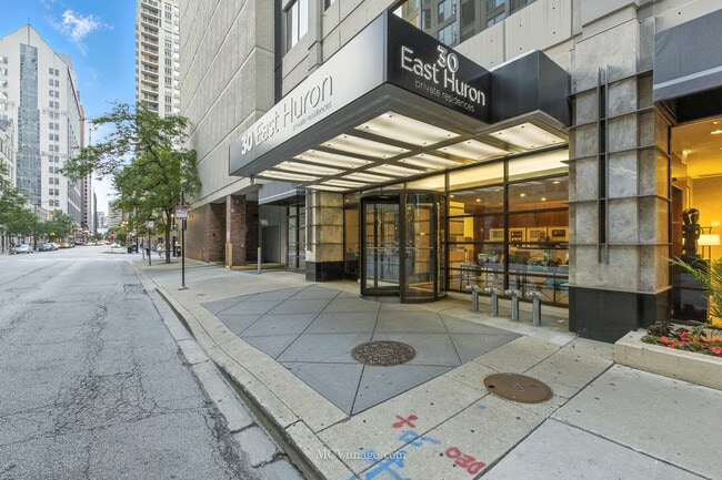 Building Photo - 30 E Huron St