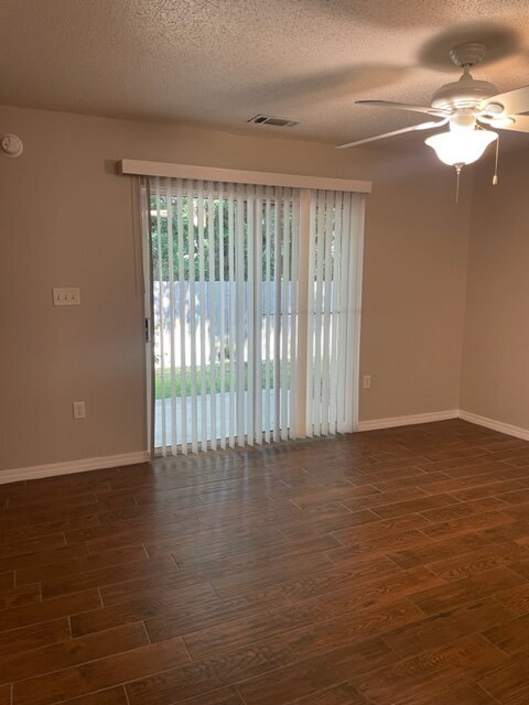 Foto del edificio - "Charming 2-Bed Townhouse Oasis - Prime Fort Walton Beach Location!"