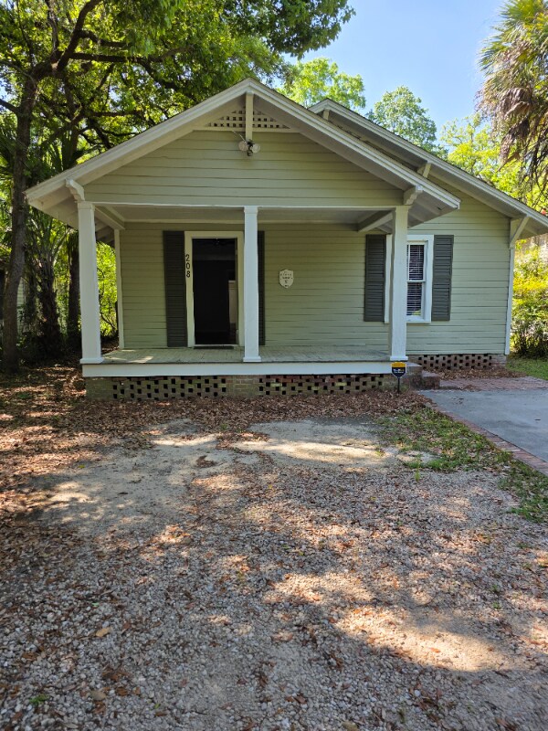 Foto del edificio - 208 Reid St