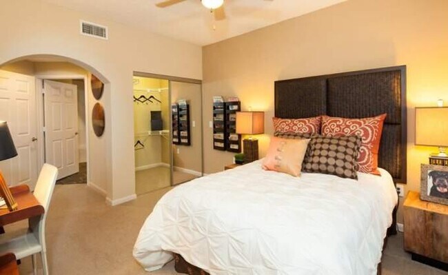 Foto del edificio - 1 bedroom in Houston TX 77056