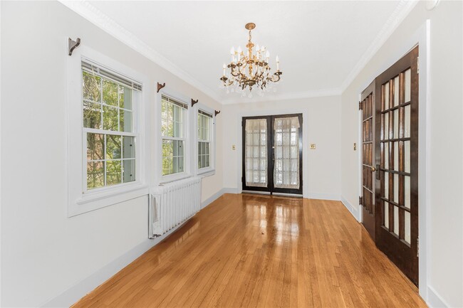 Foto del edificio - 158 Old Mamaroneck Rd