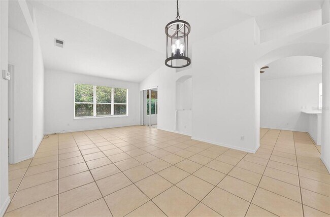 Foto del edificio - 7006 Pine Hollow Dr