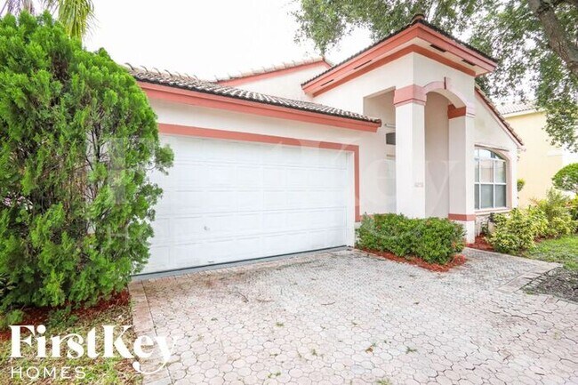 Foto del edificio - 10258 SW 16th St