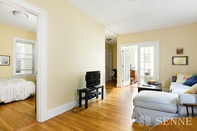 Foto del edificio - 393 Washington St
