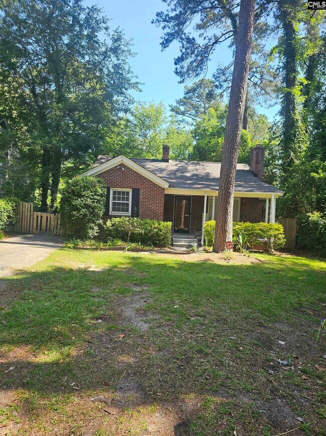 Building Photo - 3947 Live Oak St