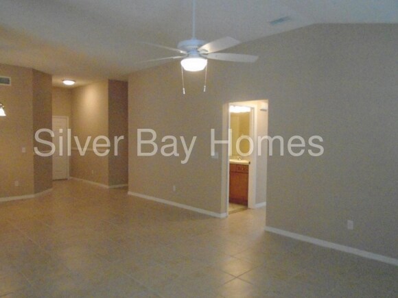 Building Photo - 5544 Elizabeth Rose Sq