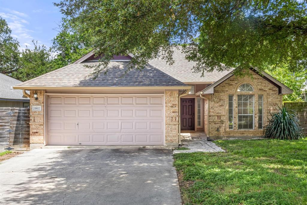 Foto principal - 1802 Ramona Cir
