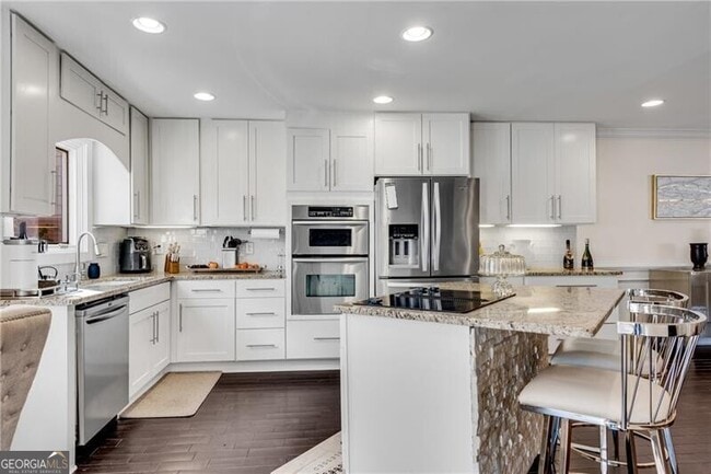 Building Photo - 54 Basswood Cir NE