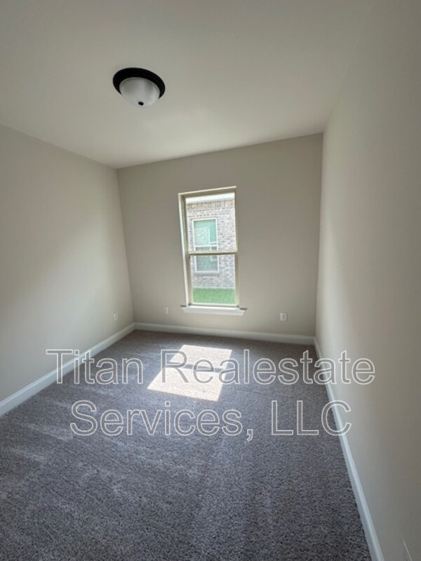 Foto del edificio - 112 Ridley Drive