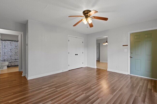 Building Photo - 2080 Dawson Cabin Rd