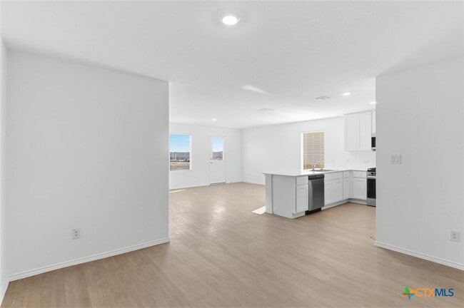 Foto del edificio - 310 Trinity River Holw