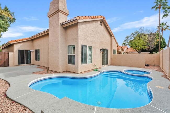 Foto del edificio - What if your next rental felt like a vacation… every single day?