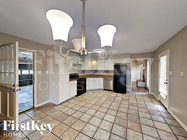 Building Photo - 7965 Freehold Cove