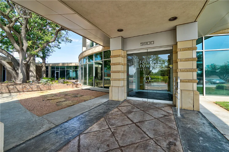 Primary Photo - 5900 Mosteller Dr