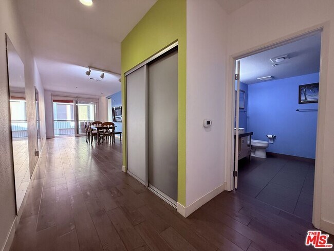 Foto del edificio - 1234 Wilshire Blvd