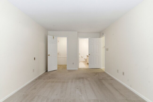 Foto del edificio - 3403 Waltham Ct