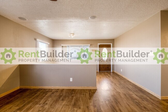 Foto del edificio - 14104 Turner Pl NE