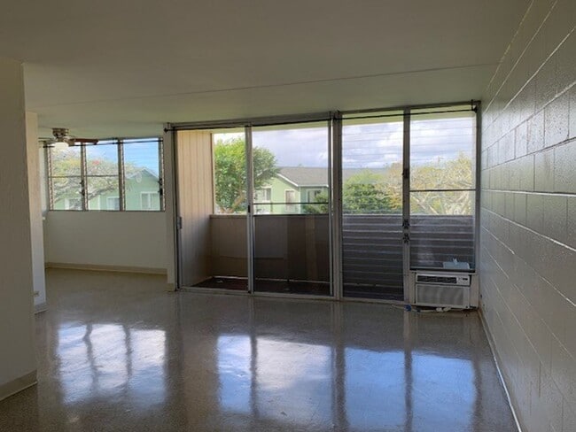 Photo - Hokuahi Apts - 2 Bedroom 1 Bath Unit w/ 1 ...