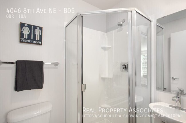 Foto del edificio - 4046 8th Ave NE
