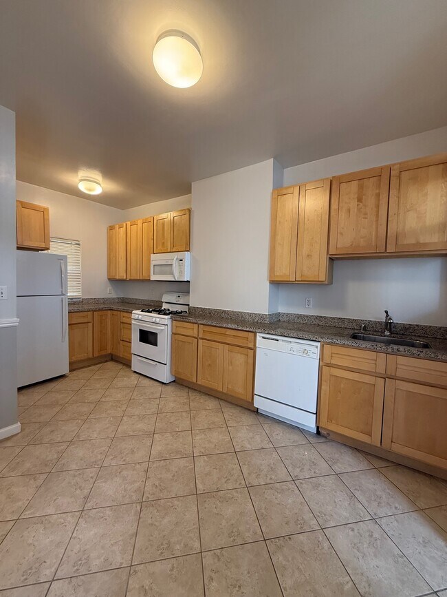 Foto del edificio - 3185 16th St