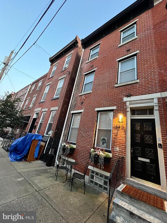 Primary Photo - 1840 W Thompson St